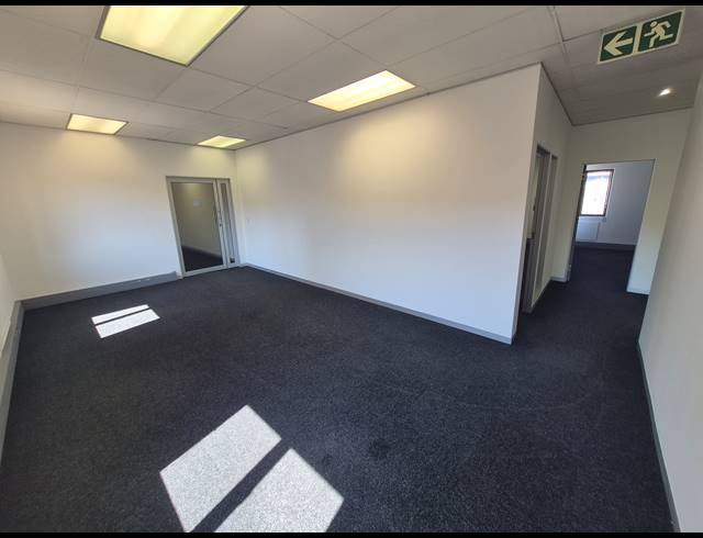 447M² OFFICE TO LET IN RIVONIA